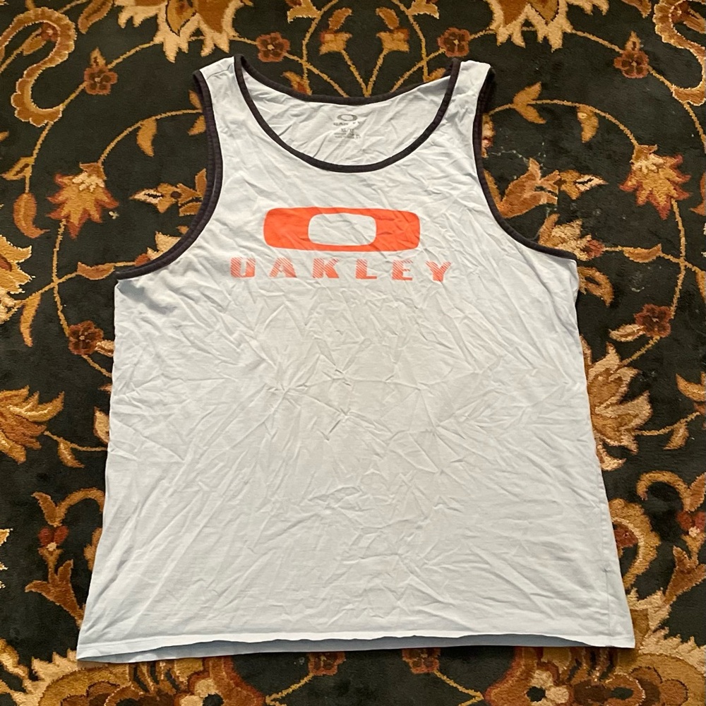 🏖🌊 OAKLEY ORANGE BRAND LOGO GRAPHIC MENS LIGHT BLUE SLEEVLESS BEACH TANK TOP